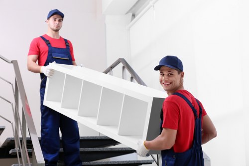 Local removal company handling packing and transport in Maidahill