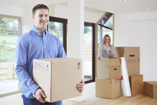 Safe and efficient relocation with a removal van in Maidahill