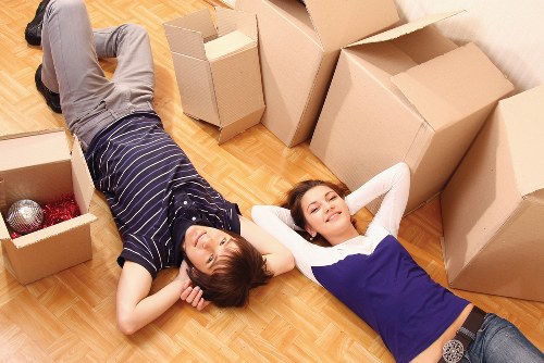 Local Maidahill removals team handling packing and transport